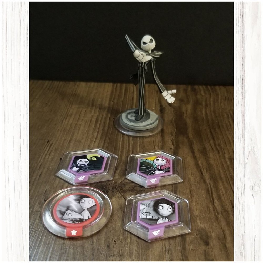 Disney Infinity Jack Skellington and 4 power discs